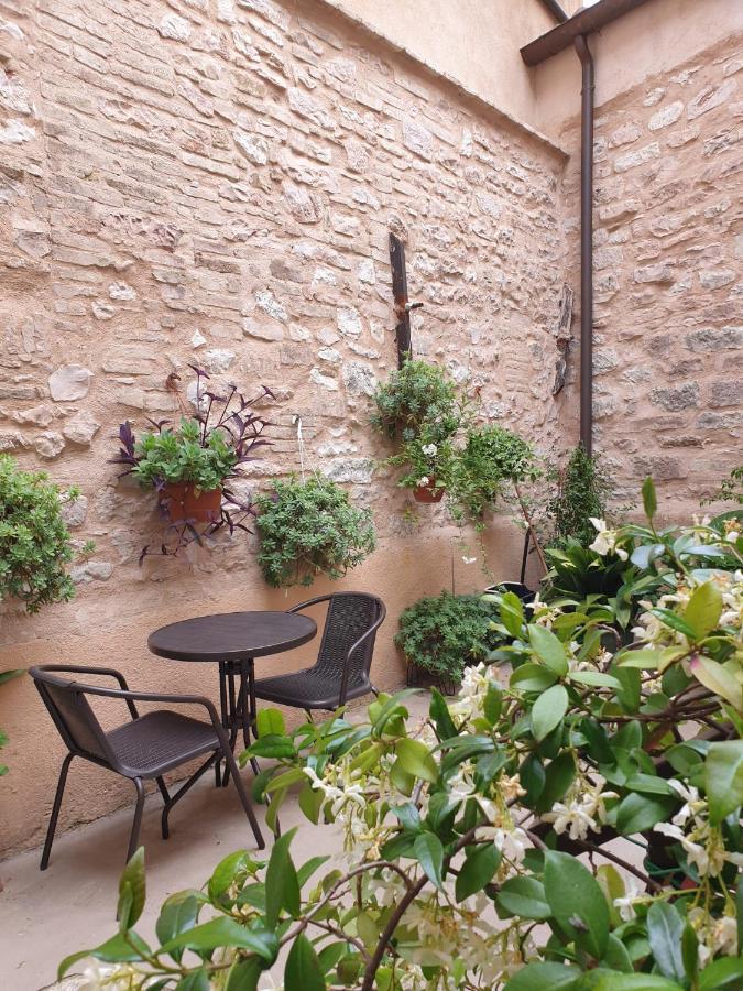 Cornelia Cavern Cosy Studio Apartment In Spello Ngoại thất bức ảnh